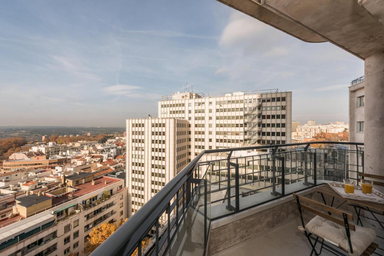 Apartamento Torre Madrid Boutique Exterior foto