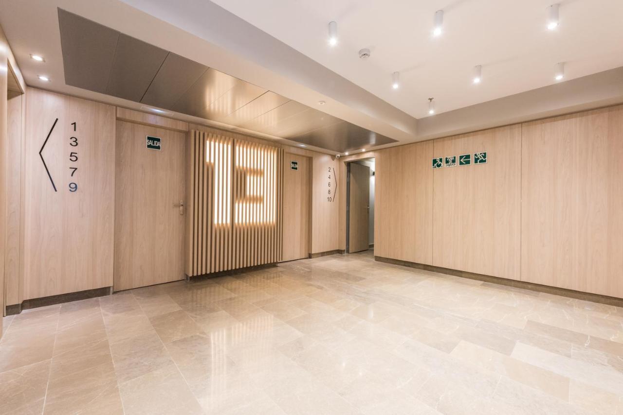 Apartamento Torre Madrid Boutique Exterior foto
